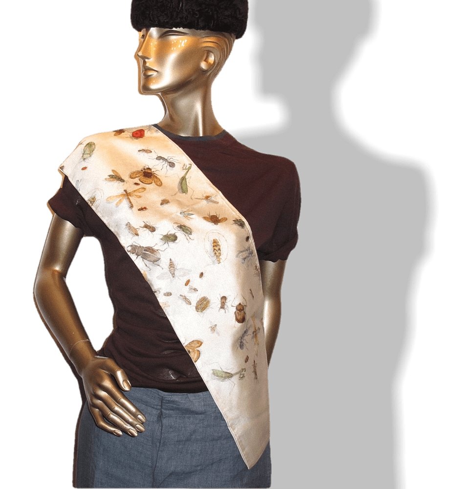 Hermes Vintage Les Insectes by Mme. La Torre Soie Sabree Exceptional Satin of Silk Petite Etole - poupishop