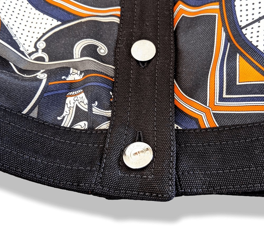 Hermes Women's B/W OUTDOOR Printed Silk and Black Cotton Jeans Short Jacket Sz40, Retail $3300, NWT! - poupishop
