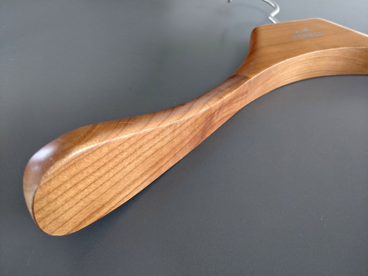 Hermes Wooden Clothing Hanger 42 cm - poupishop