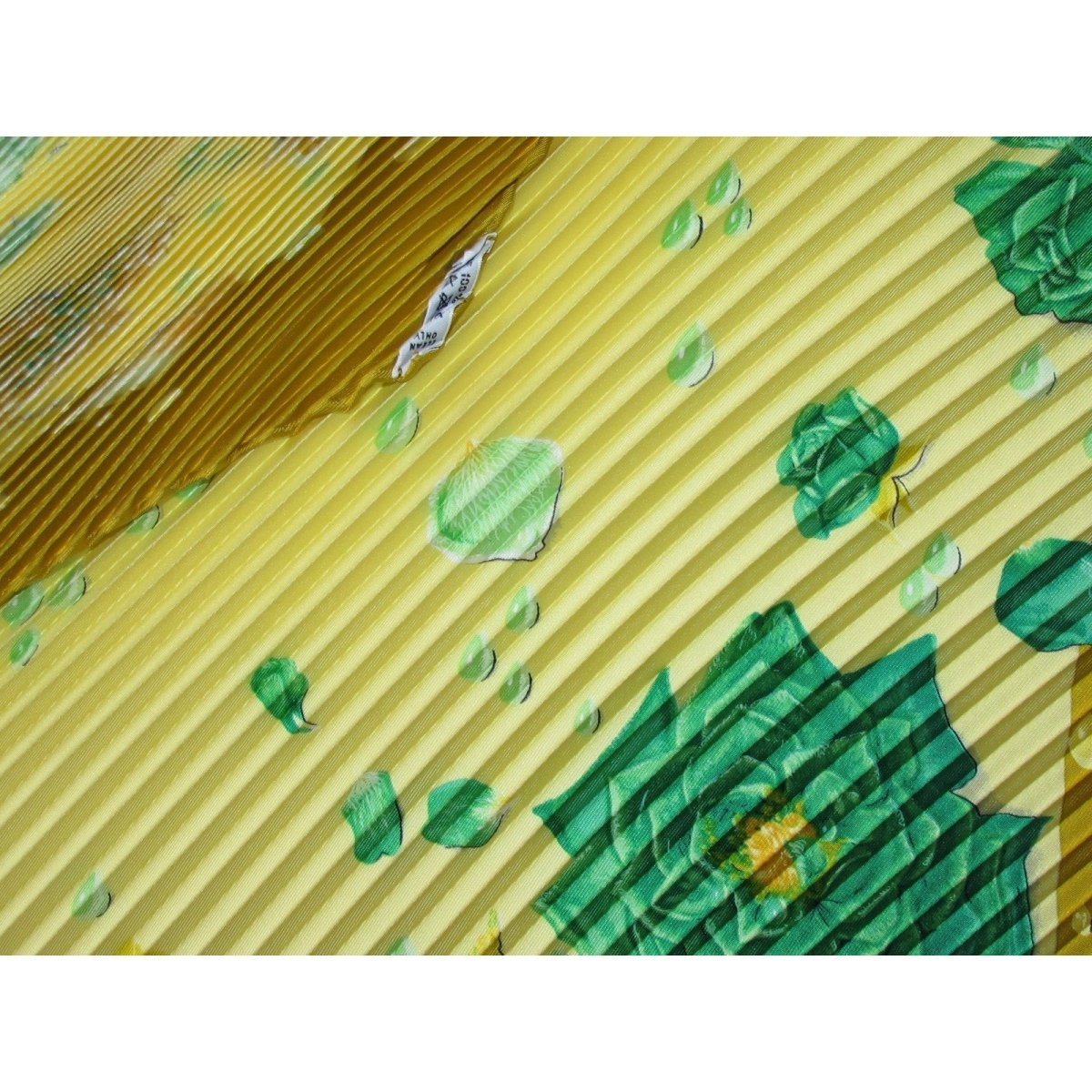 Hermes Yellow, Green La Rosee Pleated Plisse Twill 90cm, NIB! - poupishop