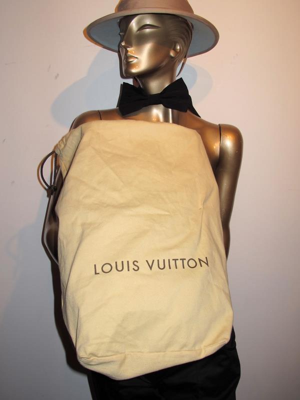Louis Vuitton 1986 Borneo Green Epi Leather Randonnee Bag GM, New! - poupishop
