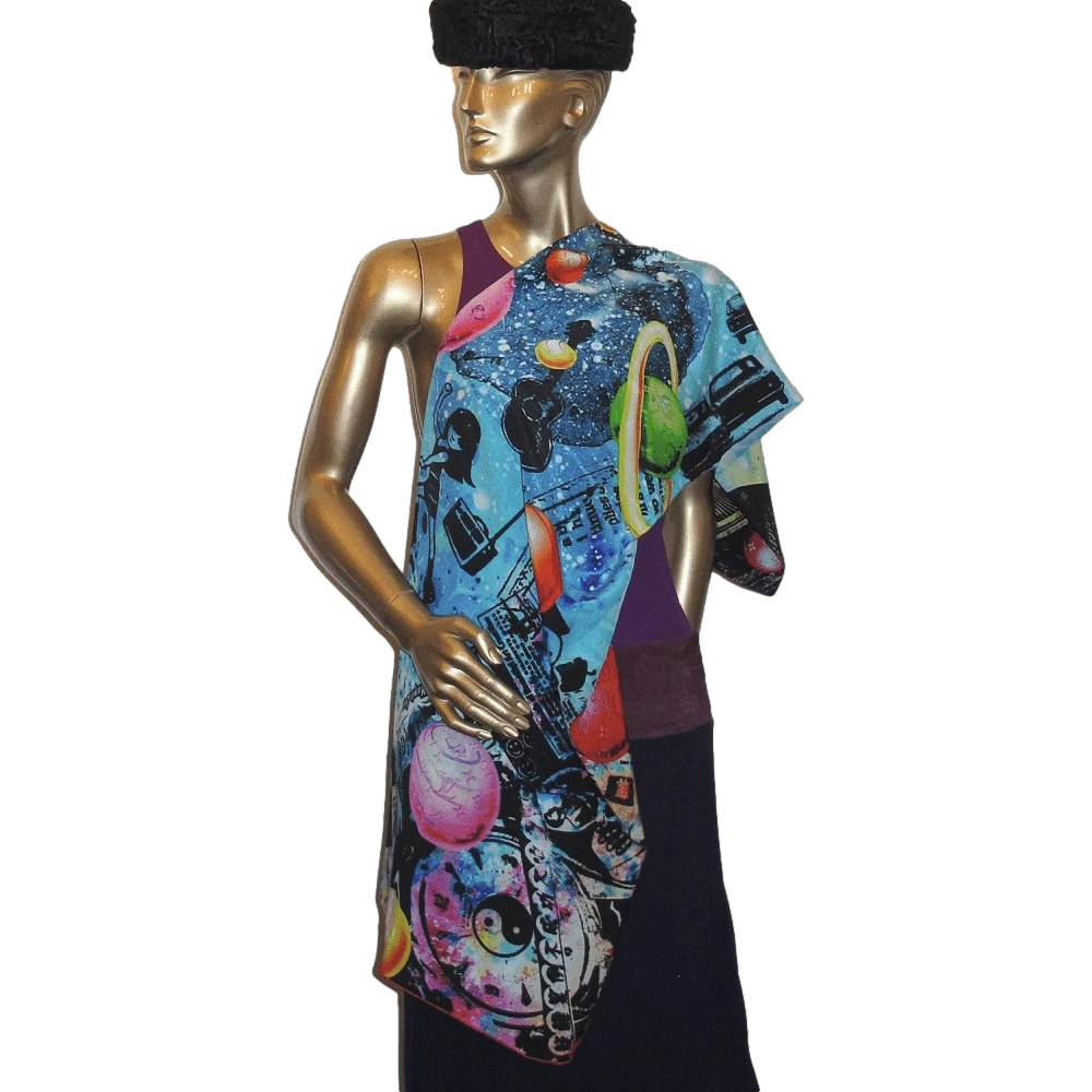 Louis Vuitton & Kenny Scharf 2014 "Pop Cosmic" Limited Artist Scarf Crepe of Silk Shawl 140