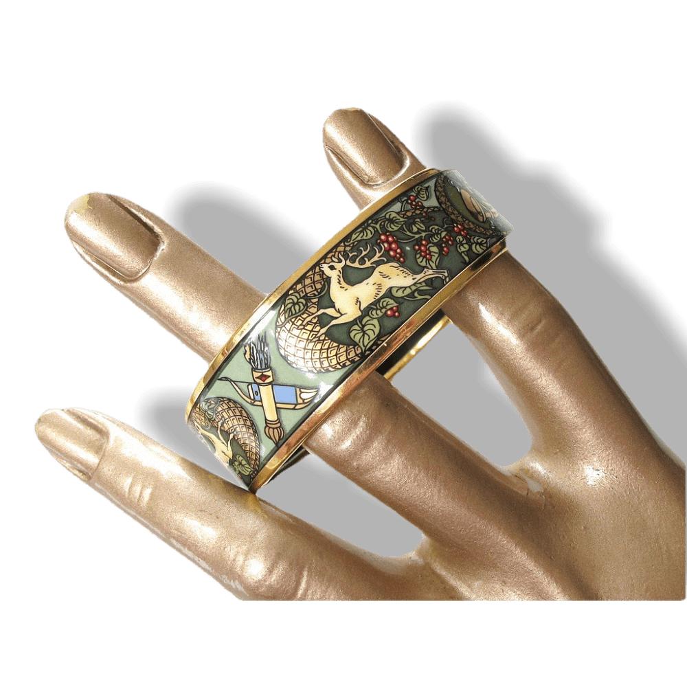 Michaela Frey TEAM Celadon Enamel Hunting Wide Bangle Bracelet - poupishop
