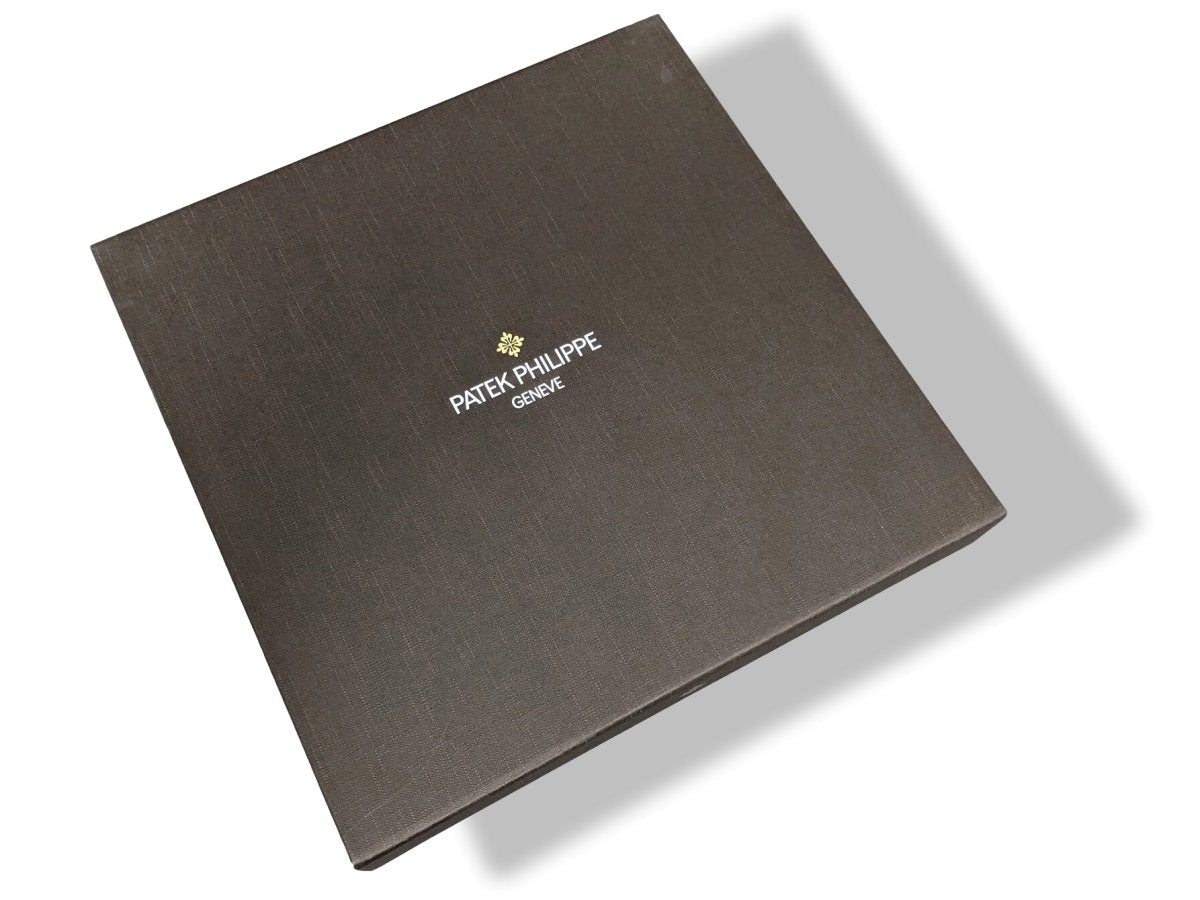 Patek Philippe 2020 Grey/Green/White Passiflores 100% Woven Cashmere Huge Fringed Stole, BNIB! - poupishop