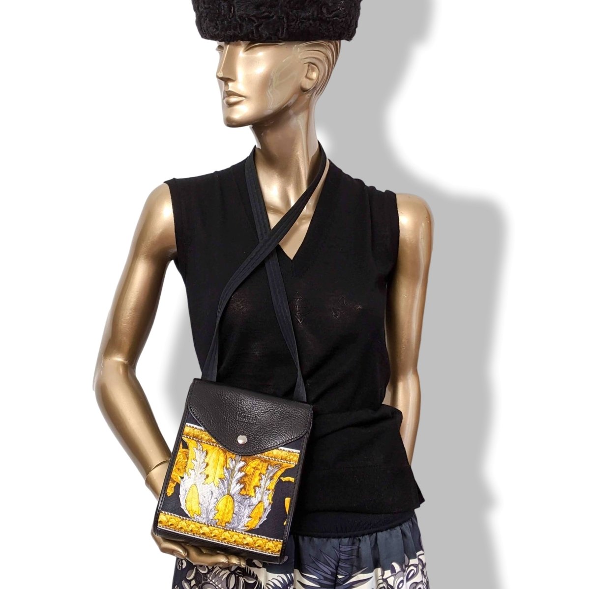 Pierangelo Masciadri Black/Gold Silk Leather Crossbody Pochette Bag Double Flaps, New! - poupishop