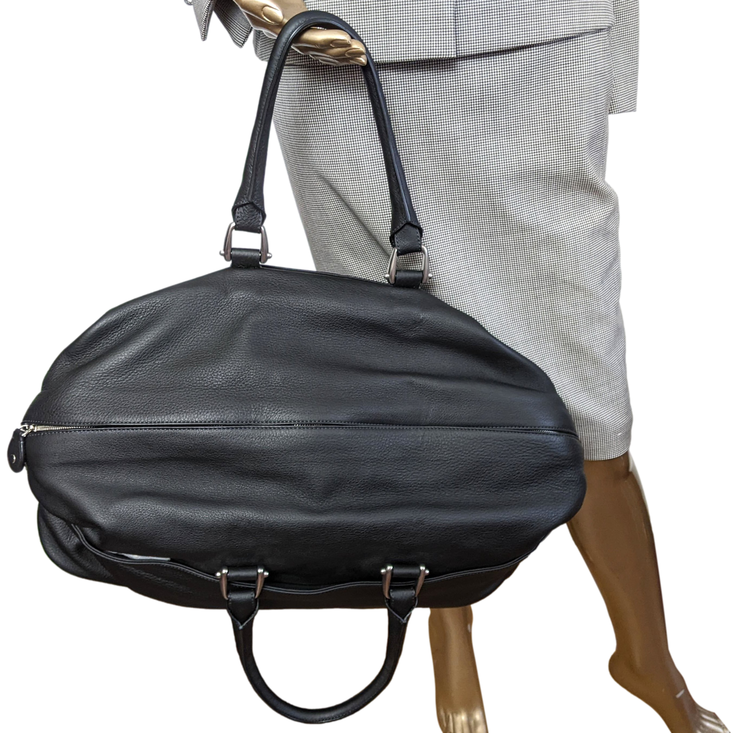 Van Astyn Noir Togo Calfskin Leather Travel Bag 57 cm