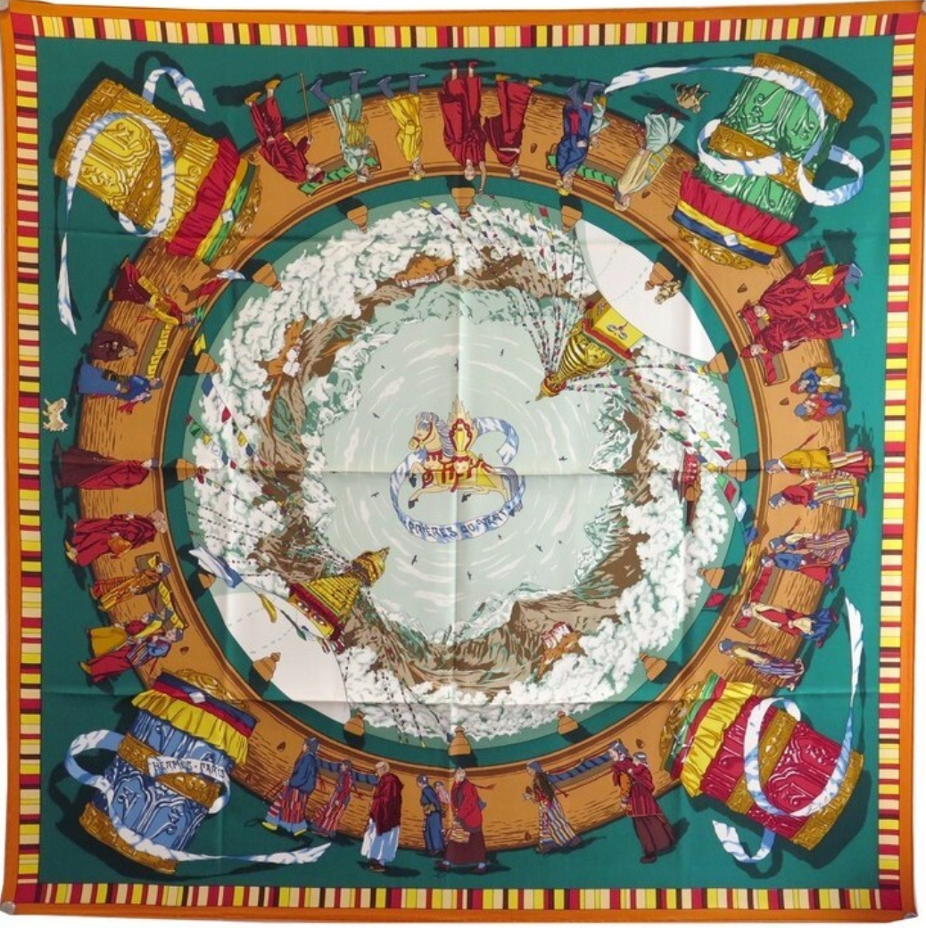 HERMES Lot of 20 Twill Silk Scarves 90 x 90 cm