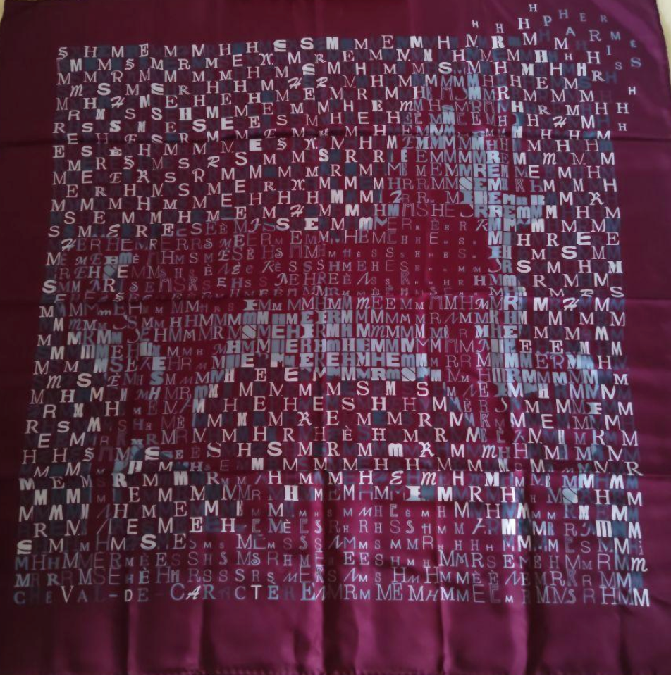 HERMES Lot of 20 Twill Silk Scarves 90 x 90 cm
