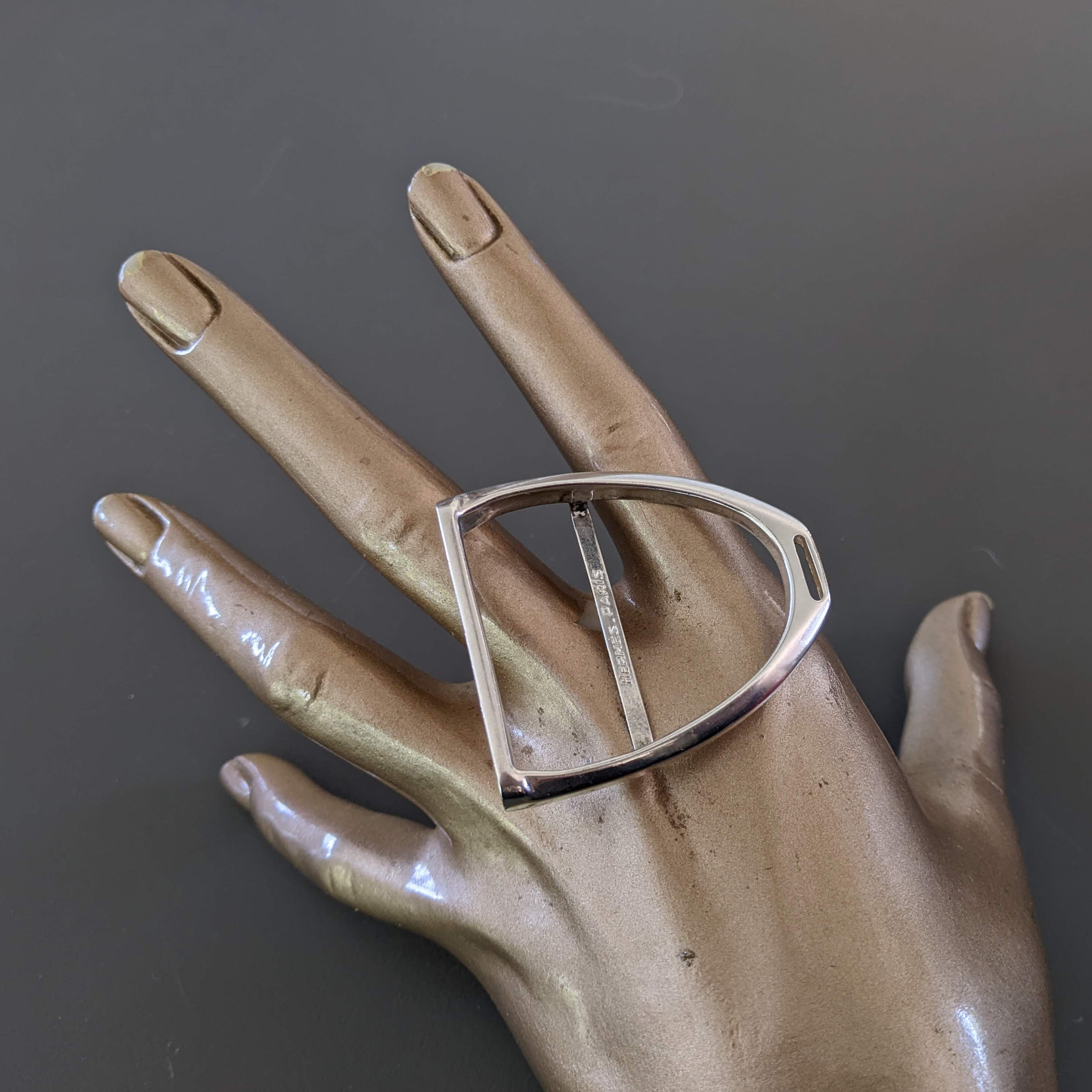 HERMES [JUTTA33] STIRRUP Vintage Sterling Silver Belt Buckle