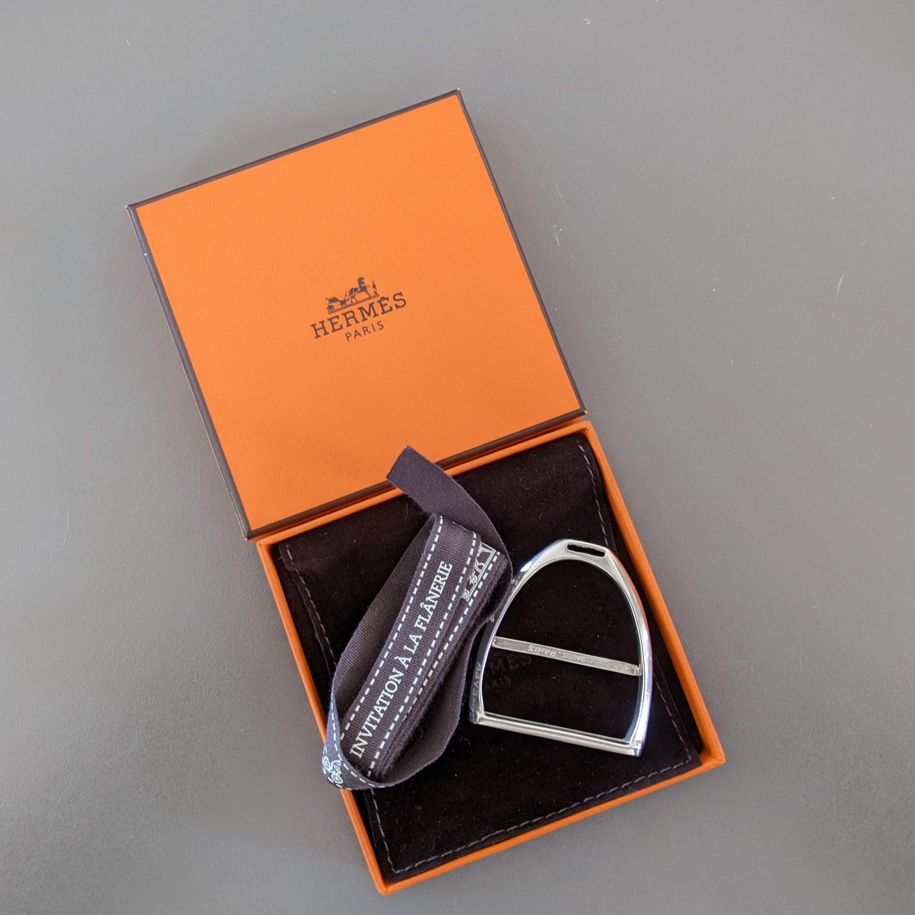 HERMES [JUTTA33] STIRRUP Vintage Sterling Silver Belt Buckle