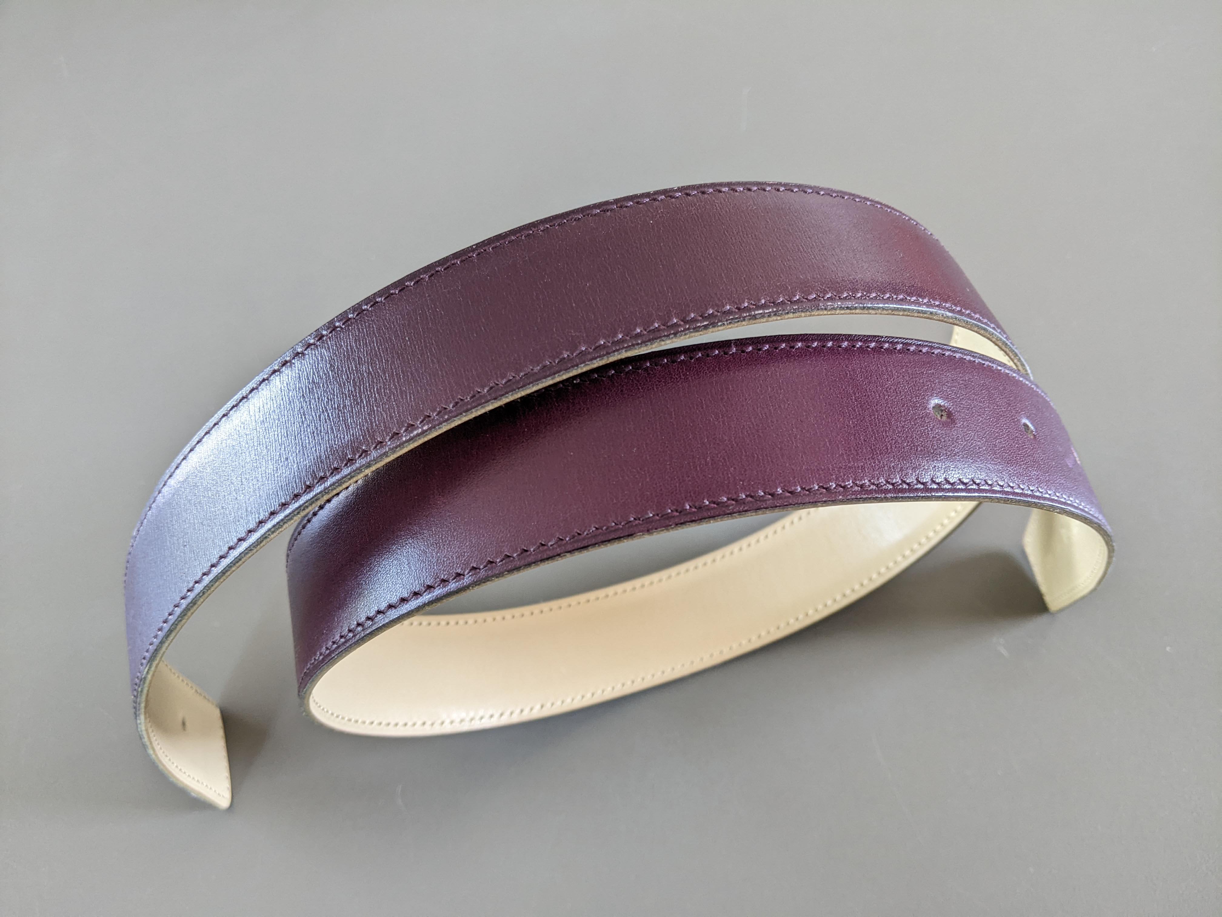 HERMES [JUTTA37] 2002 Prune/Creme Box Reversible Leather Strap Belt 32 MM Sz75
