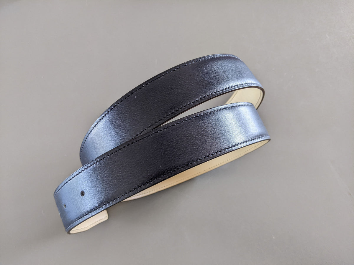 HERMES [JUTTA36] 2002 Marine/Creme Box Reversible Leather Strap Belt 32 MM Sz75