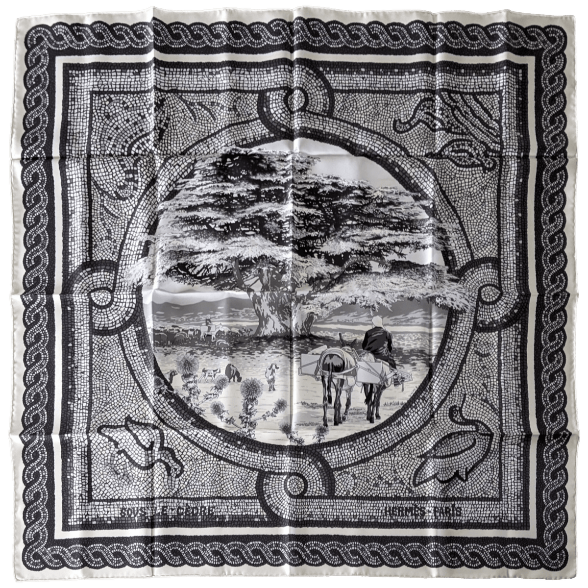 HERMES LOT DE 17 Twill Silk Carres 90 x 90 cm