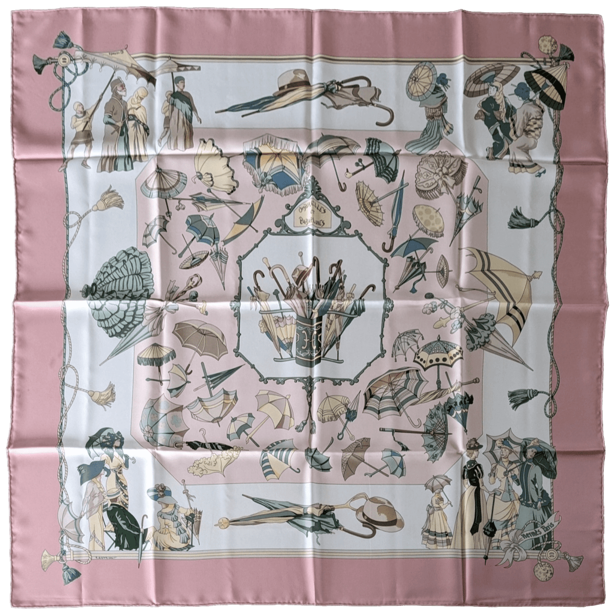 HERMES LOT DE 17 Twill Silk Carres 90 x 90 cm