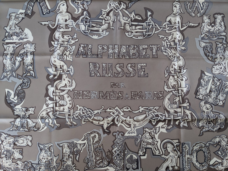 HERMES Etoupe Alphabet Russe by E. Miroshnichenko Twill 90 x 90 cm