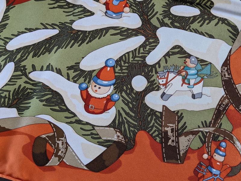 HERMES 2004 Green/Orange NOEL AU 24 FAUBOURG by Dimitri Rybaltchenko Twill Silk Carre 90 x 90 cm