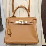 HERMES 1997 KELLY 28 Gold Grained Calfskin (Likely Togo) GHW Excellent Condition Rare A20240400