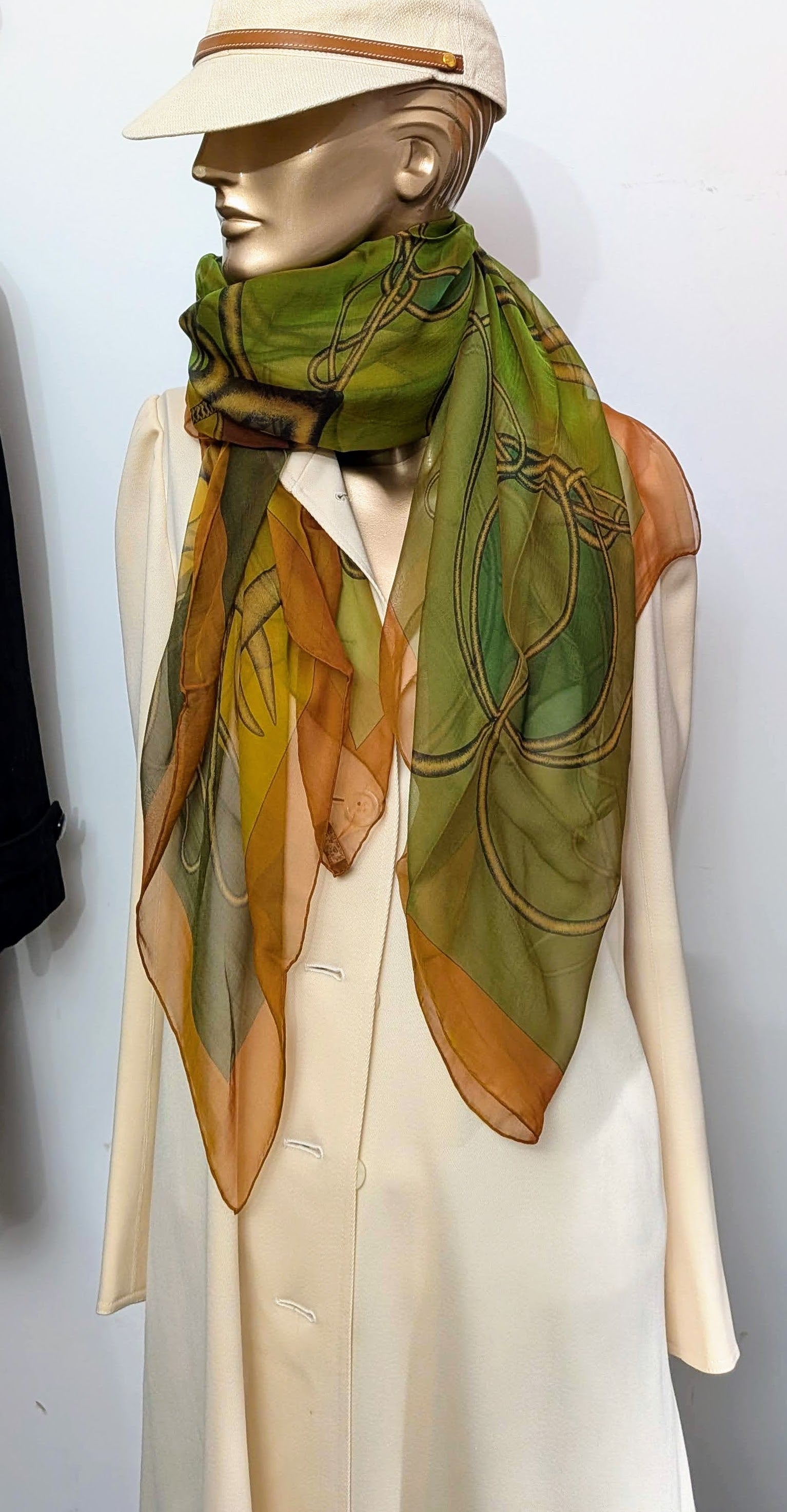 HERMES 2012 Chartreuse/Cognac/Vert COUP DE FOUET Silk Changeante Mousseline 140 New!