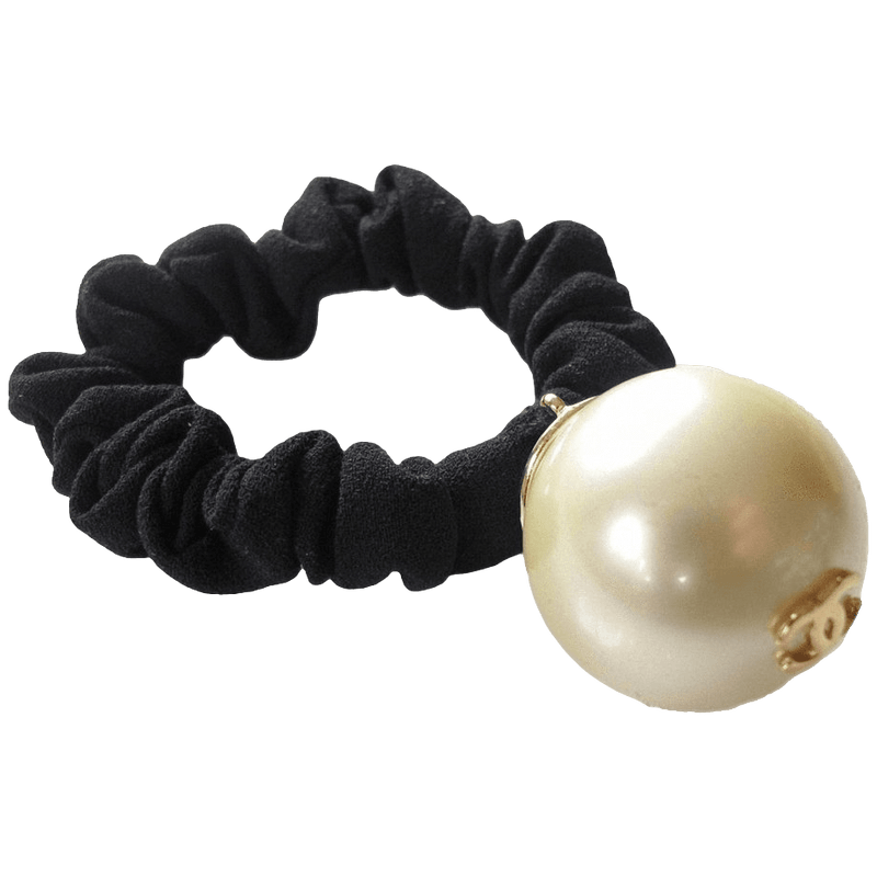 CHANEL Huge Pearl ChouChou CC Logo Hair Tie