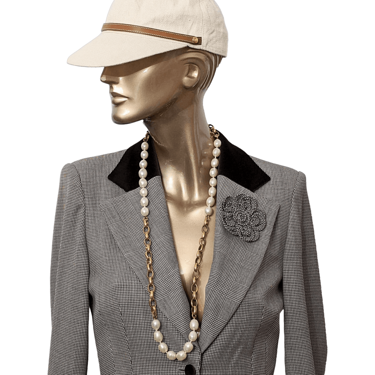 CHANEL Vintage Pearls Necklace Gripoix