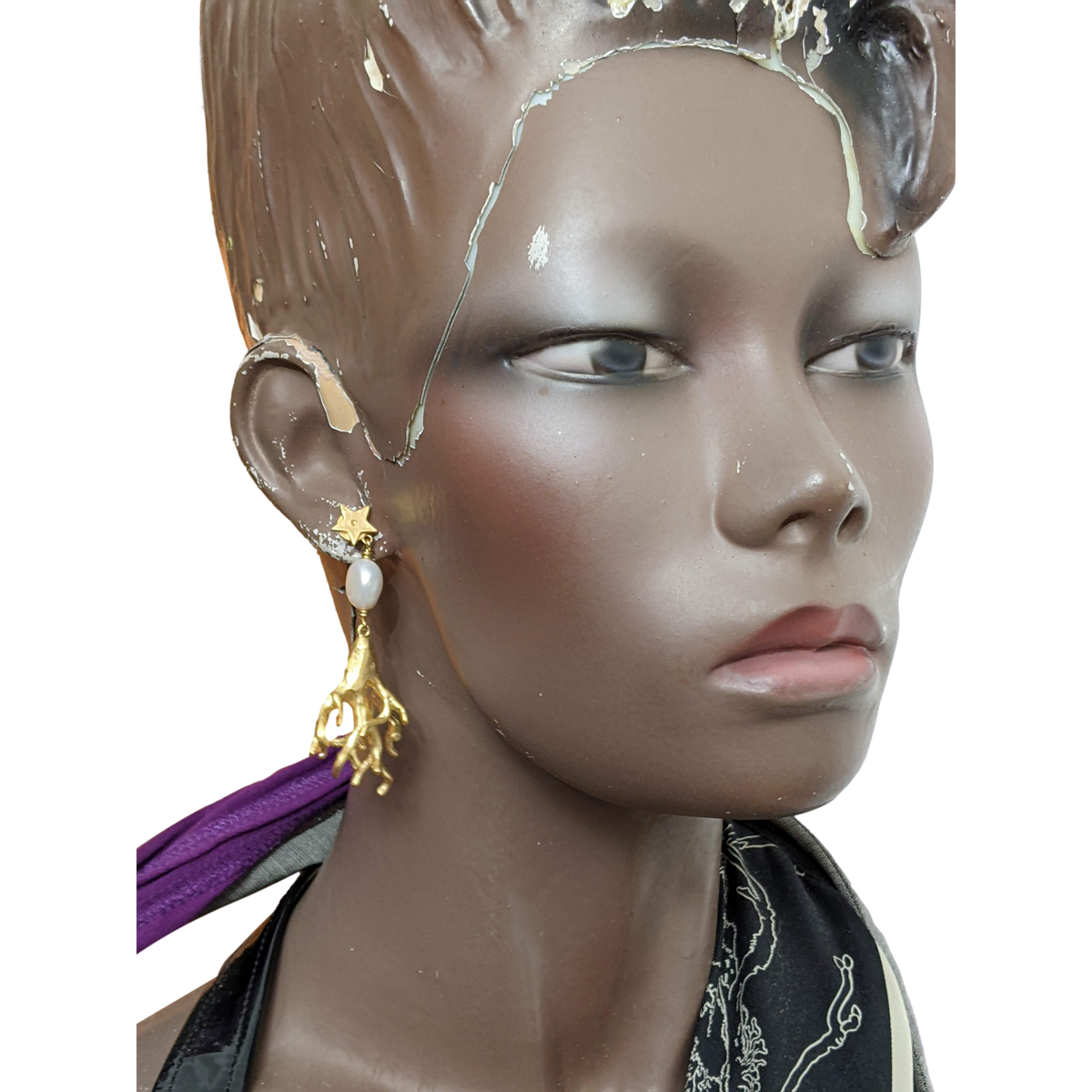 CHRISTIAN DIOR Pearl & Coral Piercing Earrings