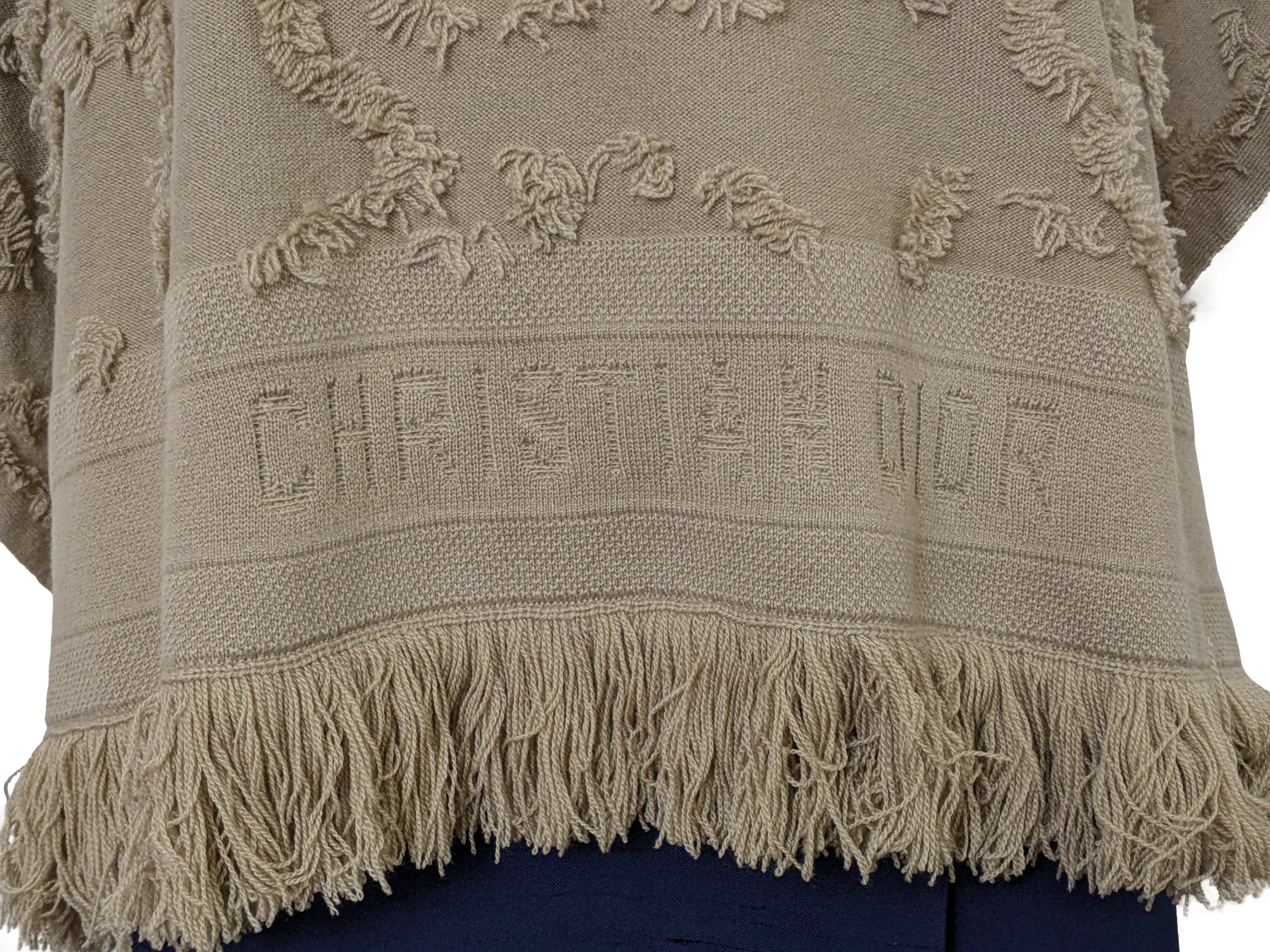 CHRISTIAN DIOR PONCHO 99% Fringed Cashmere SzS