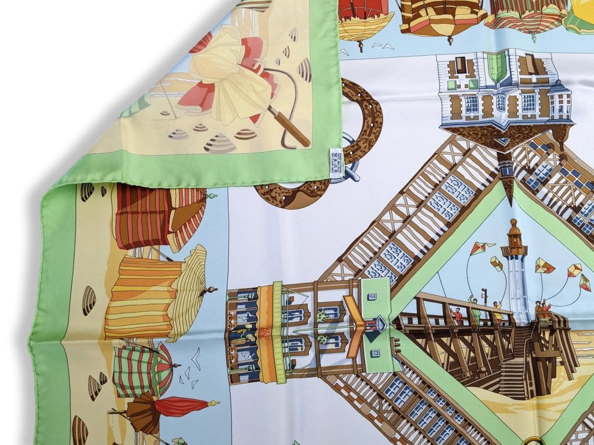 Hermes 1999 Pistache/Blanc/Multi Limited to Deauville Charmes des plages Normandes Twill 90, NIB!