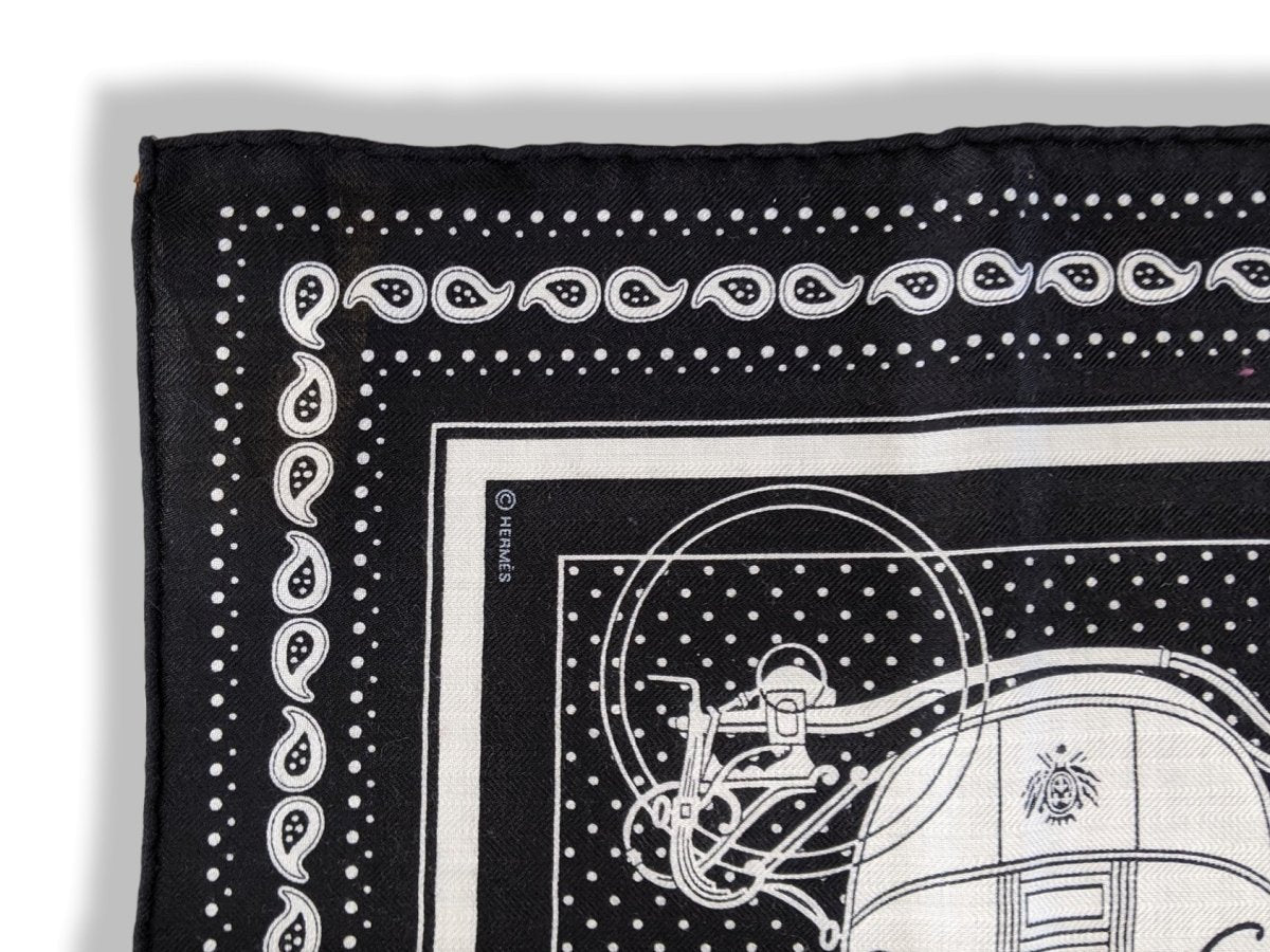 Hermes 2020 Noir/Blanc/Noir EX-LIBRIS Cashmere Bandana 55, BNWT!