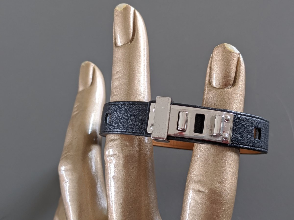 Hermes [89] Unisex Black Swift Calfskin/Ag MINI DOG PERFORATIONS CARREES Bracelet Sz T4, BNIB! - poupishop