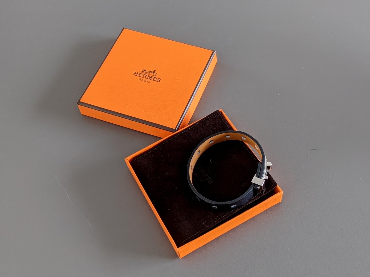 Hermes [89] Unisex Black Swift Calfskin/Ag MINI DOG PERFORATIONS CARREES Bracelet Sz T4, BNIB! - poupishop
