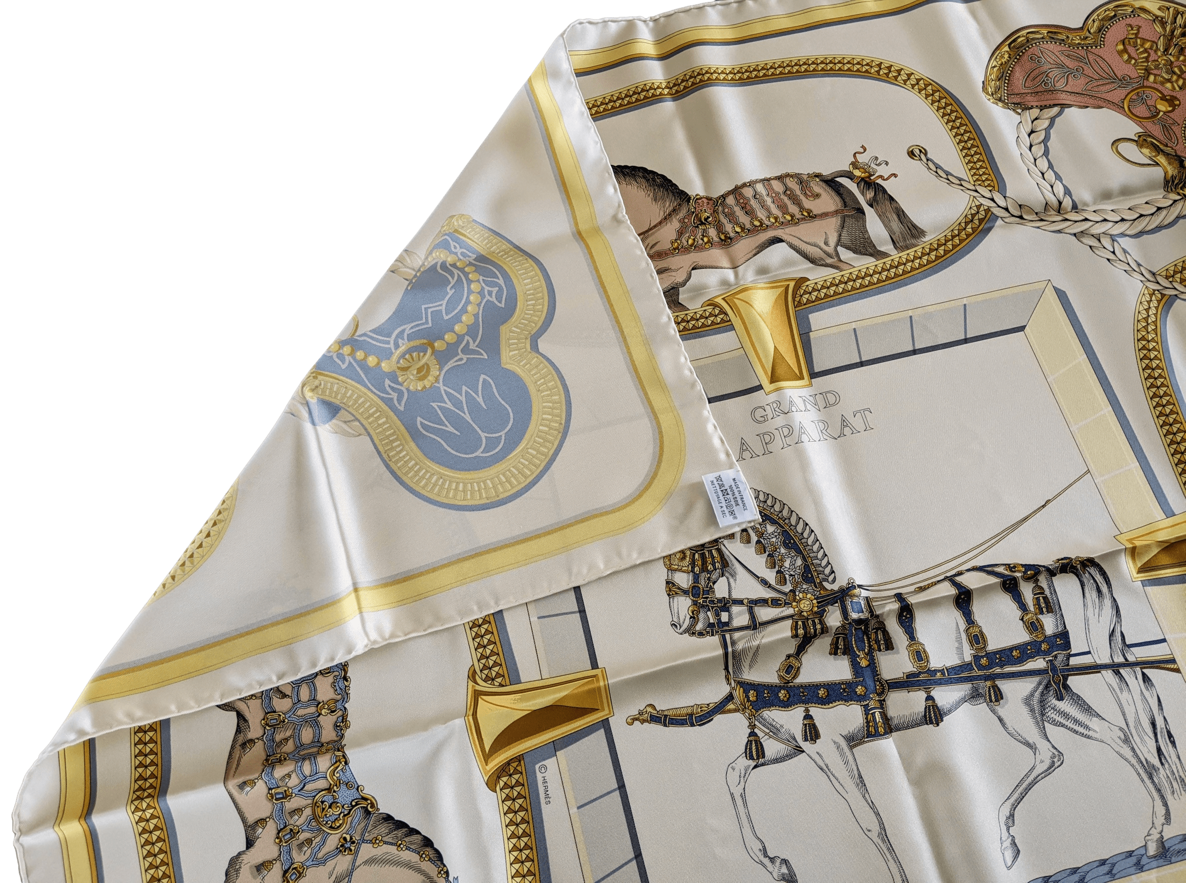 HERMES CARRE DE TOUJOURS -  GRAND APPARAT by Jacques Eudel Twill Scarf 90 x 90 cm