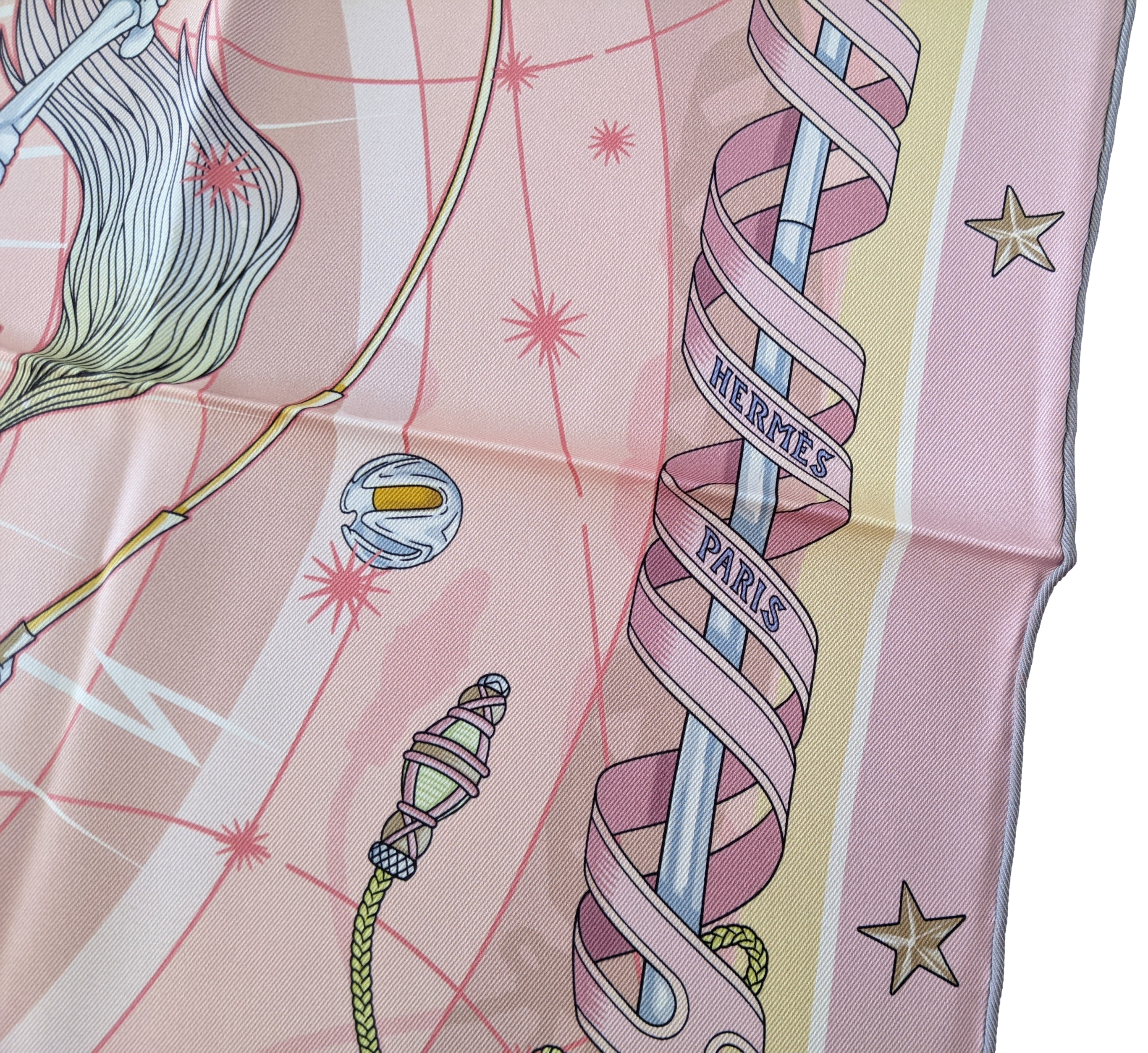 HERMES (JUT15) Rose CHORUS STELLARUM Vintage Silk 70 x 70 cm