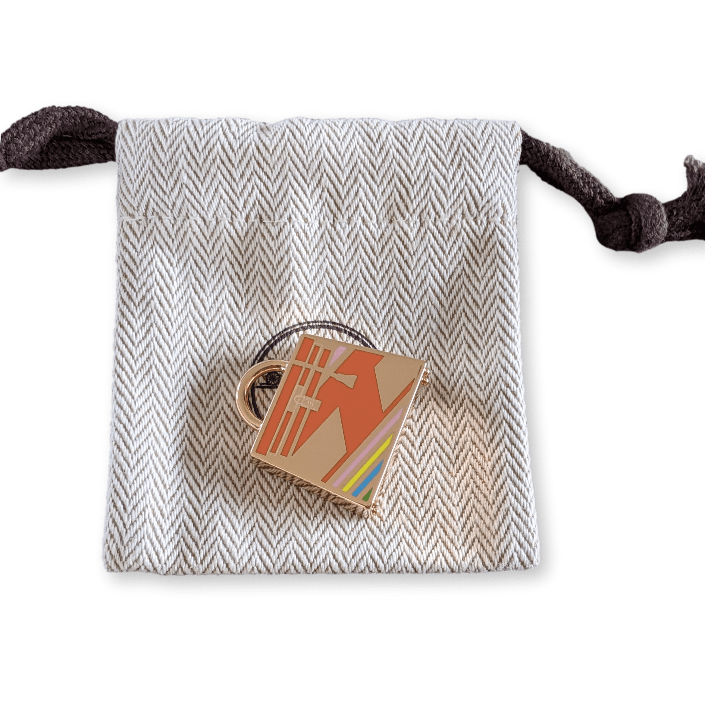 HERMES Curiosite Kelly Laque H Vibration charm
