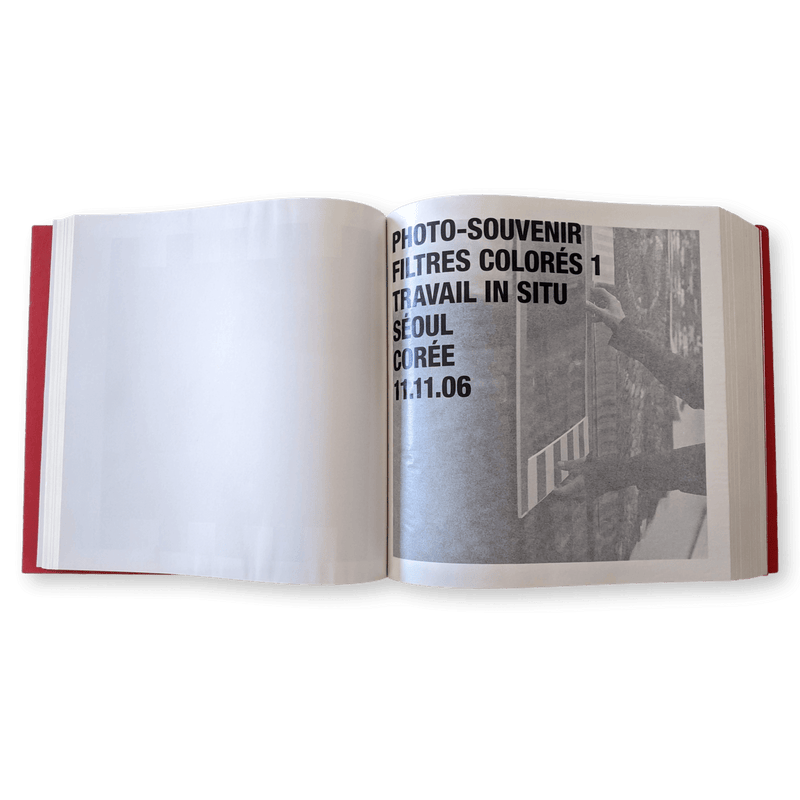 PHOTOS-SOUVENIRS AU CARRÉ DANIEL BUREN洋書 HERMES X DANIEL BUREN Photos-Souvenris au Carre Book | poupishop