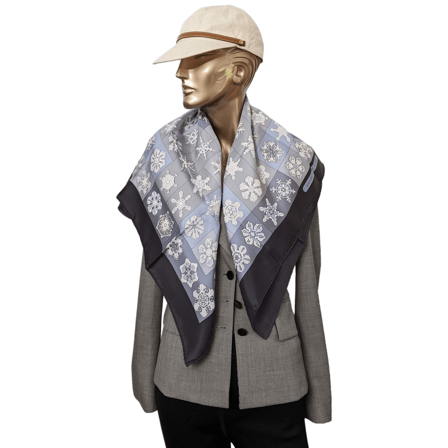 HERMES FEUX DE L'HIVER 1999 Anthracite with Blanc Matte Overlay Twill Silk Carre 90 x 90 cm