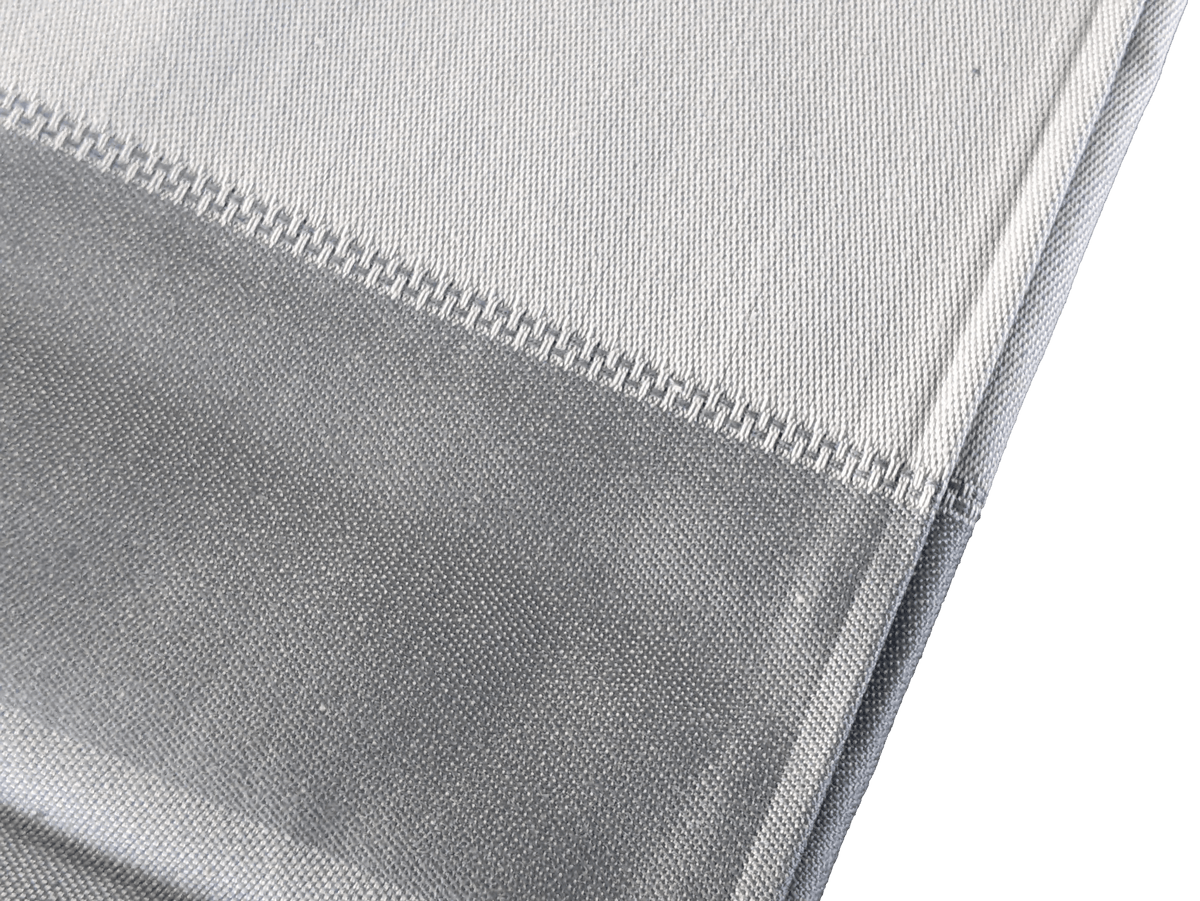 HERMES x FORMULA ONE PADDOCK CLUB VIP Tablecloth & 6 Napkins