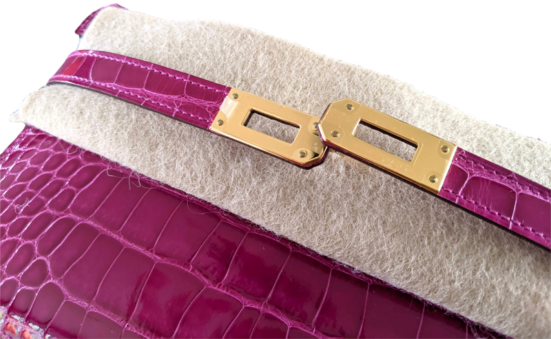 Hermès Pochette Kelly Rose Scheherazade Alligator Lisse with Palladium  Hardware - Bags - Kabinet Privé