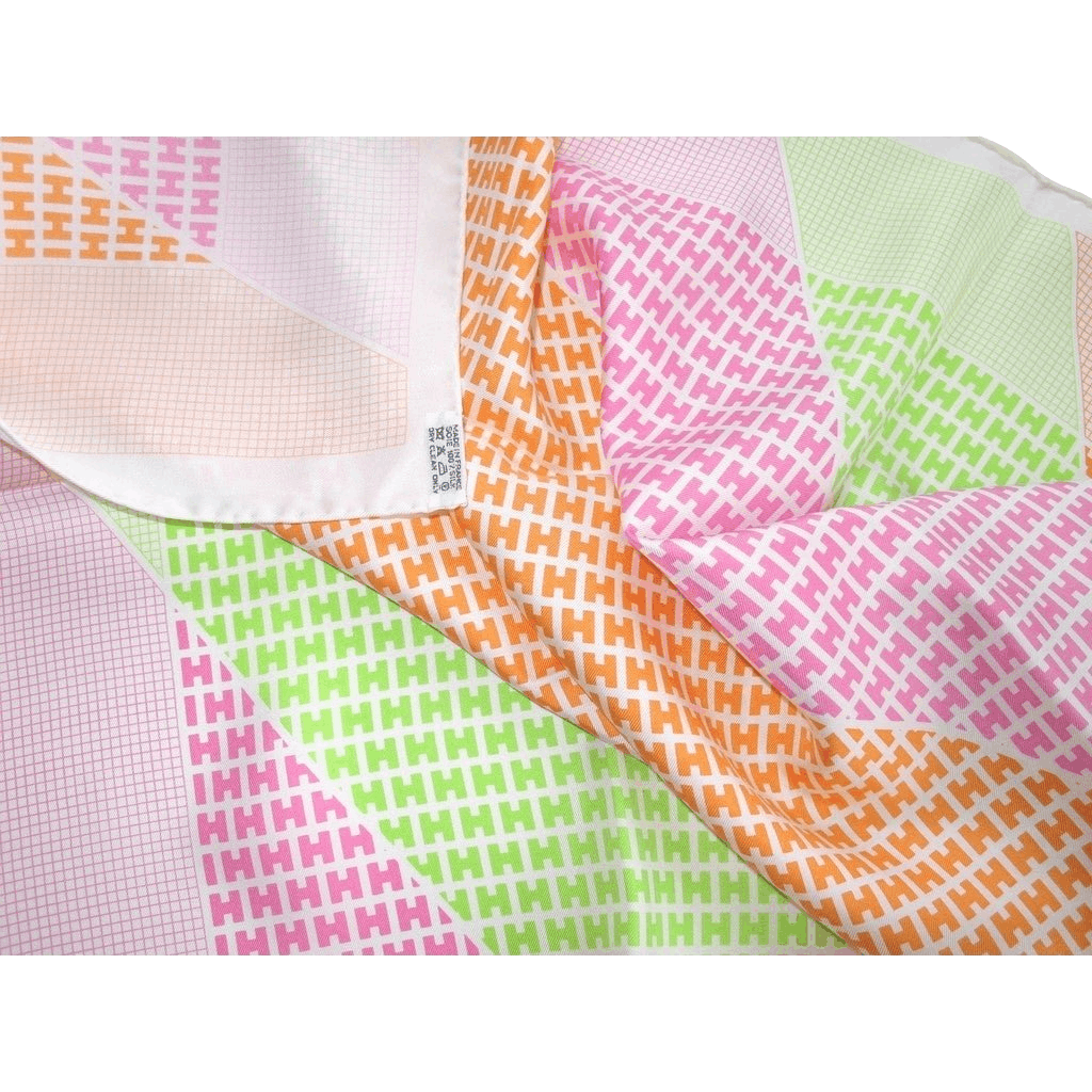 Hermes 2005 Rose/Green/Orange H en Biais Twill 90cm