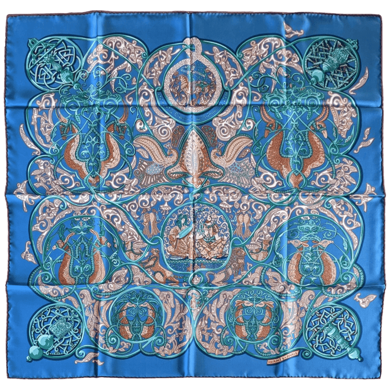 HERMES La Charmante aux Animaux Silk Scarf 90 cm Blue Twill 2010
