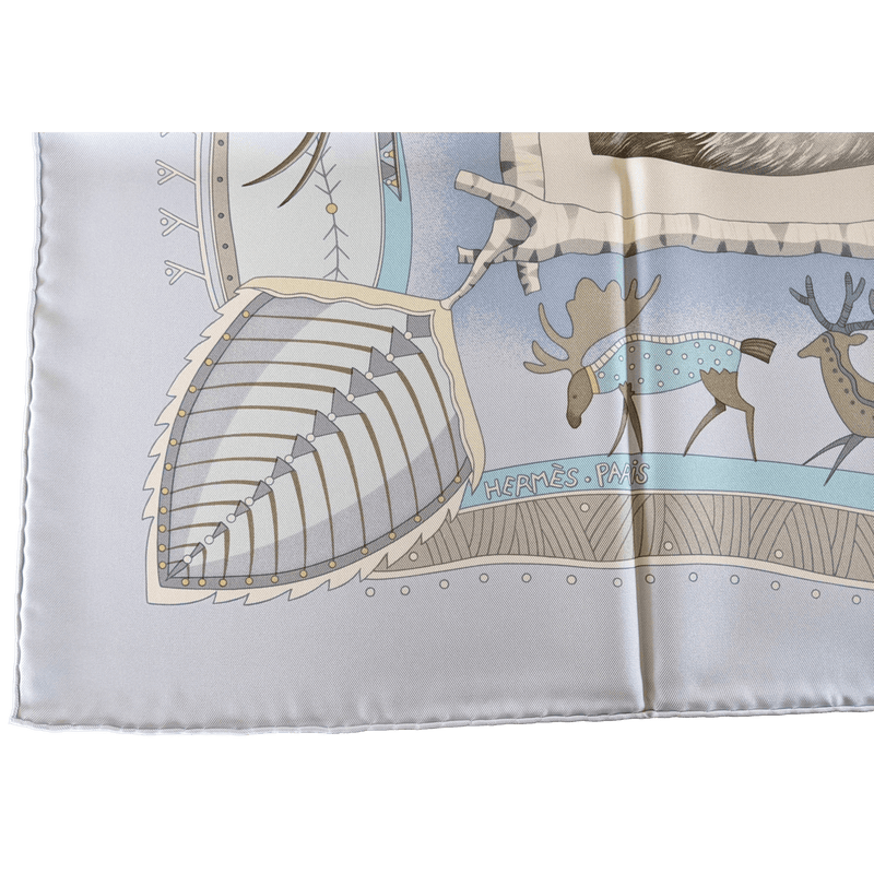 HERMES LA VIE DU GRAND NORD Twill Silk Carre 90 x 90 cm,