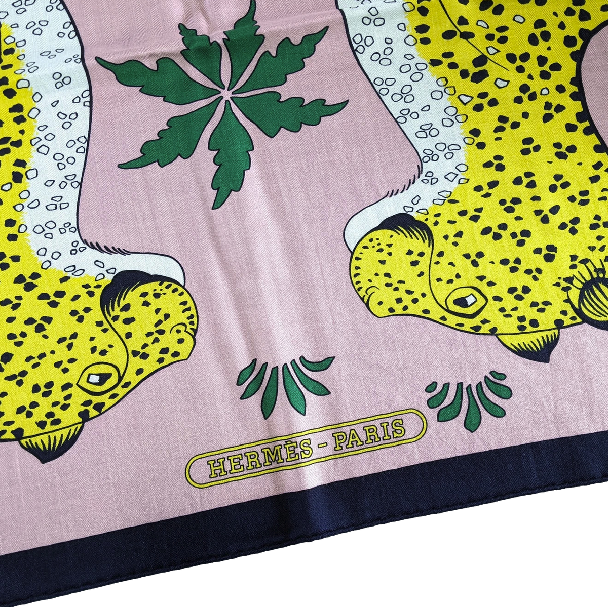 Produits Hermes [C212] Marine/Rose Buvard "Les Leopards" by Christiane Vauzelles Cashmere 140 cm