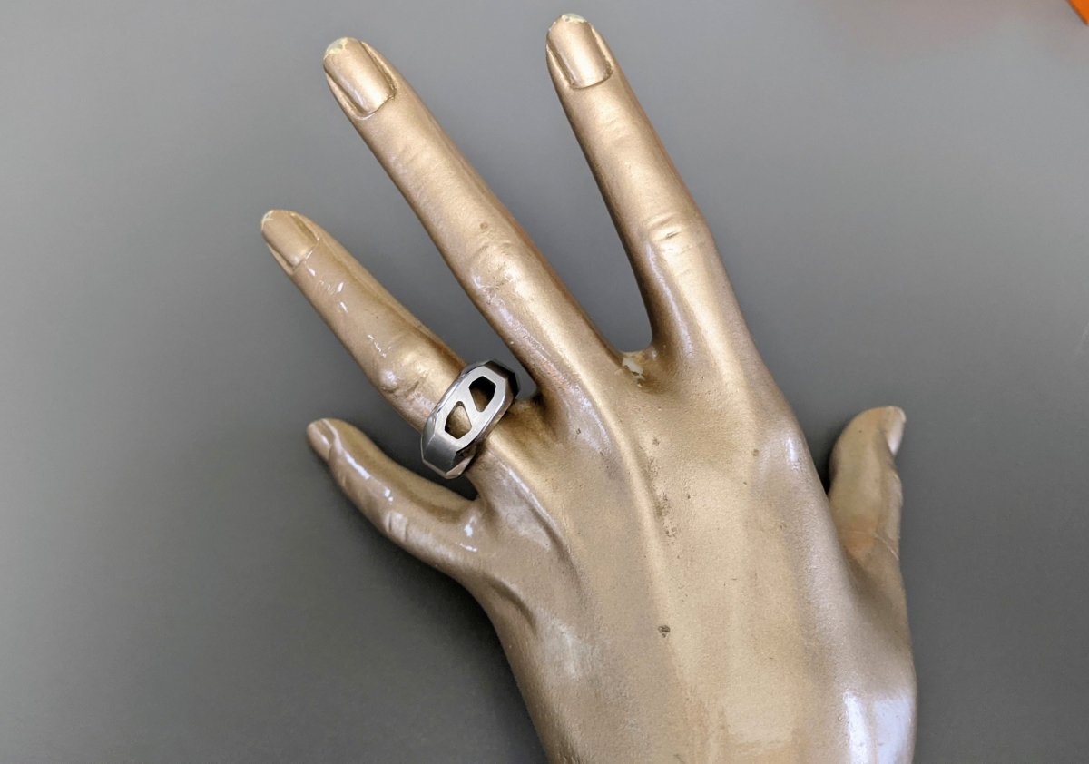 Hermes Men's Brushed/Shiny Stainless Steel DELTA Unisex Ring Sz60, NIB! - poupishop