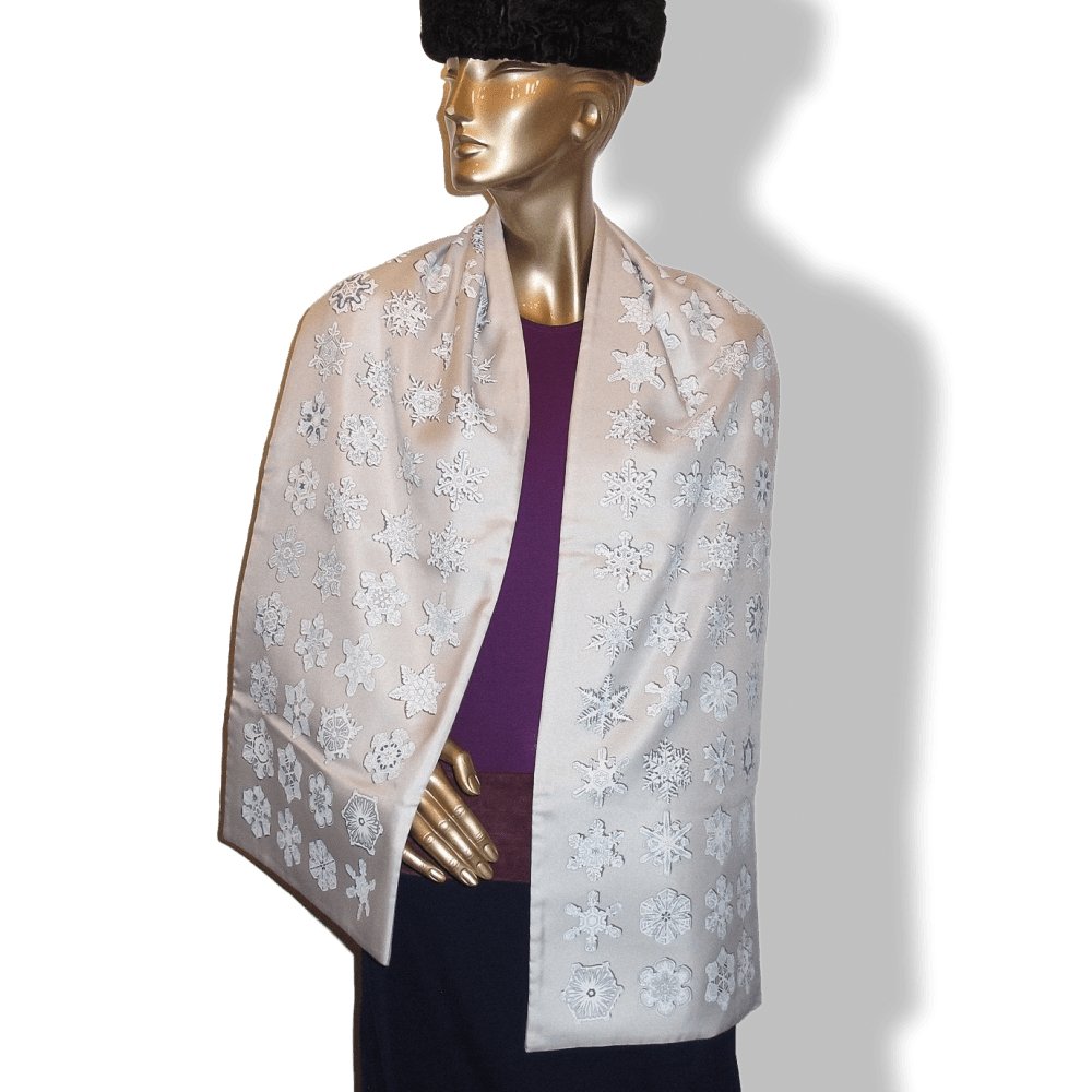 Hermes Pearl Grey Feux de L'hiver Blanc Matte Overlay Snowflakes Printed Twill & Angora Etole Stole 12"x 67", New! - poupishop