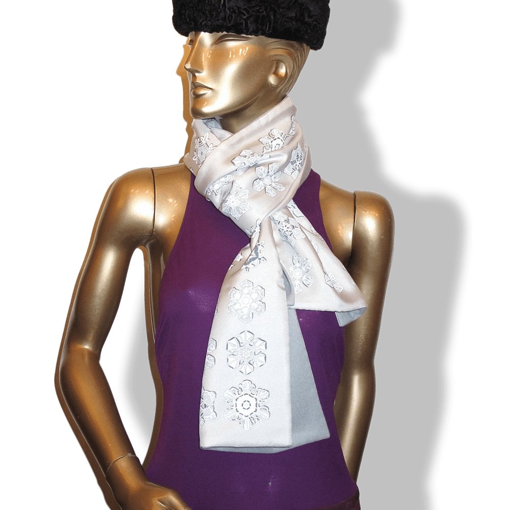 Hermes Pearl Grey Feux de L'hiver Blanc Matte Overlay Snowflakes Printed Twill & Angora Etole Stole 12"x 67", New! - poupishop