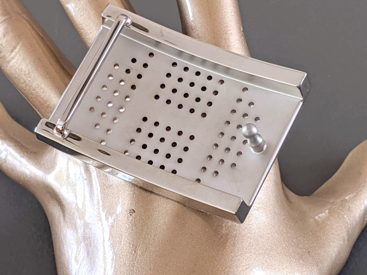 Hermes Plated Silver and Palladium Perforated EVELYNE Buckle H 32 mm, New in Pochette! - poupishop