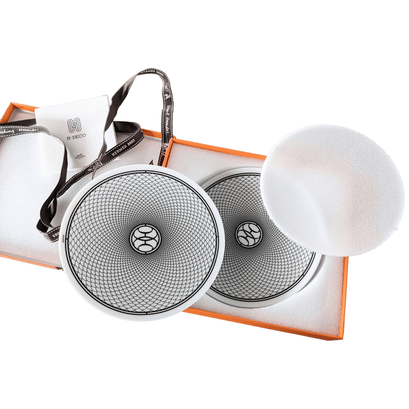 HERMES H Deco N° 1 Set of 2 Porcelain Bread Plates, New in HERMES H Deco N° 1 Set of 2 Porcelain Bread Plates, New in