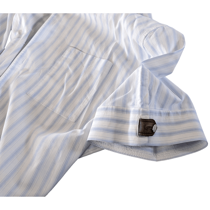 hermes dress shirt Short-Sleeved Button-Up Front pocket with Caleche embroidery This piece runs large Silk vintage shirt Hermes, buy