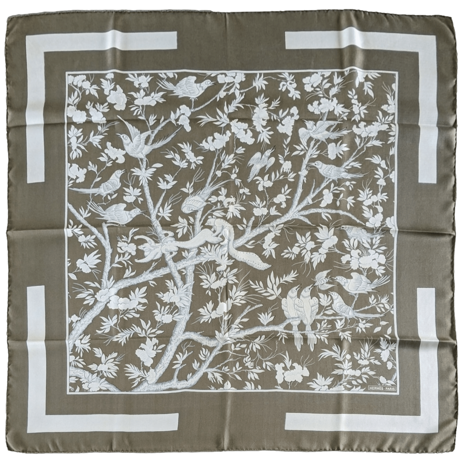 HERMES 1963 Vieille Chine by Mme La Torre Twill Silk Carre 90 x 90 cm