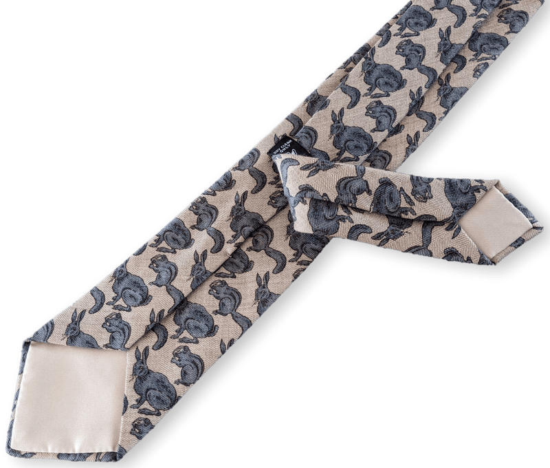 HERMES Vintage Rabbits & Squirrels Eating Cashmere/Silk Tie 8 cm