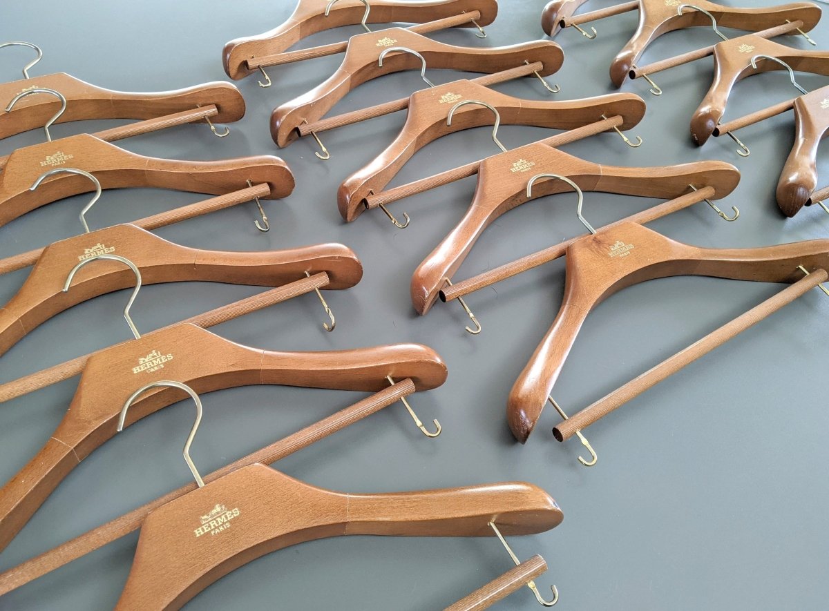 Hermes Wooden Clothing Hanger with Trouser Bar 38 cm - poupishop